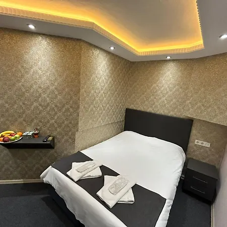 Sezgin Hotel 2*